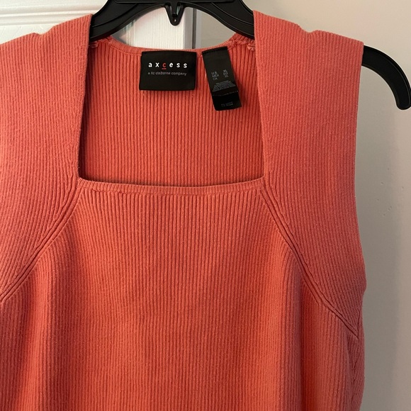 00’s ribbed tank - Picture 2 of 4